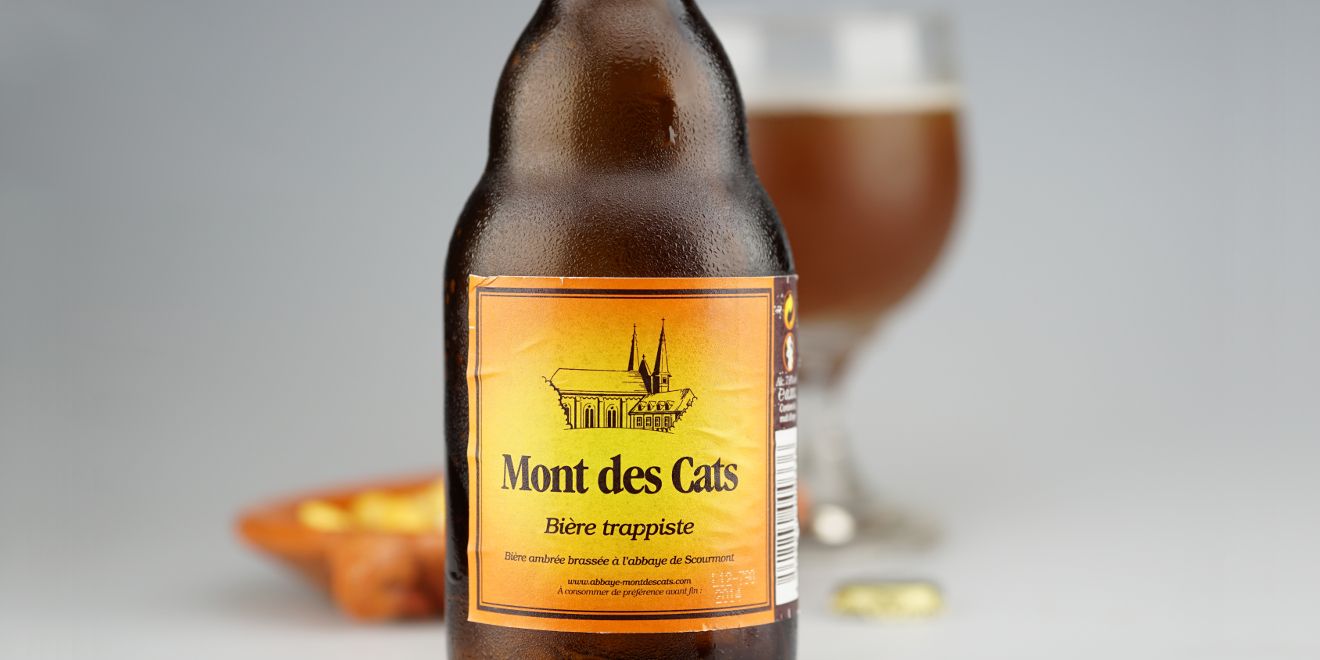 Bia Thầy tu Trappist chưa chính thức Mont Des Cats– Dòng bia Có nguồn gốc từ Pháp nhưng sản xuất tại Bỉ.